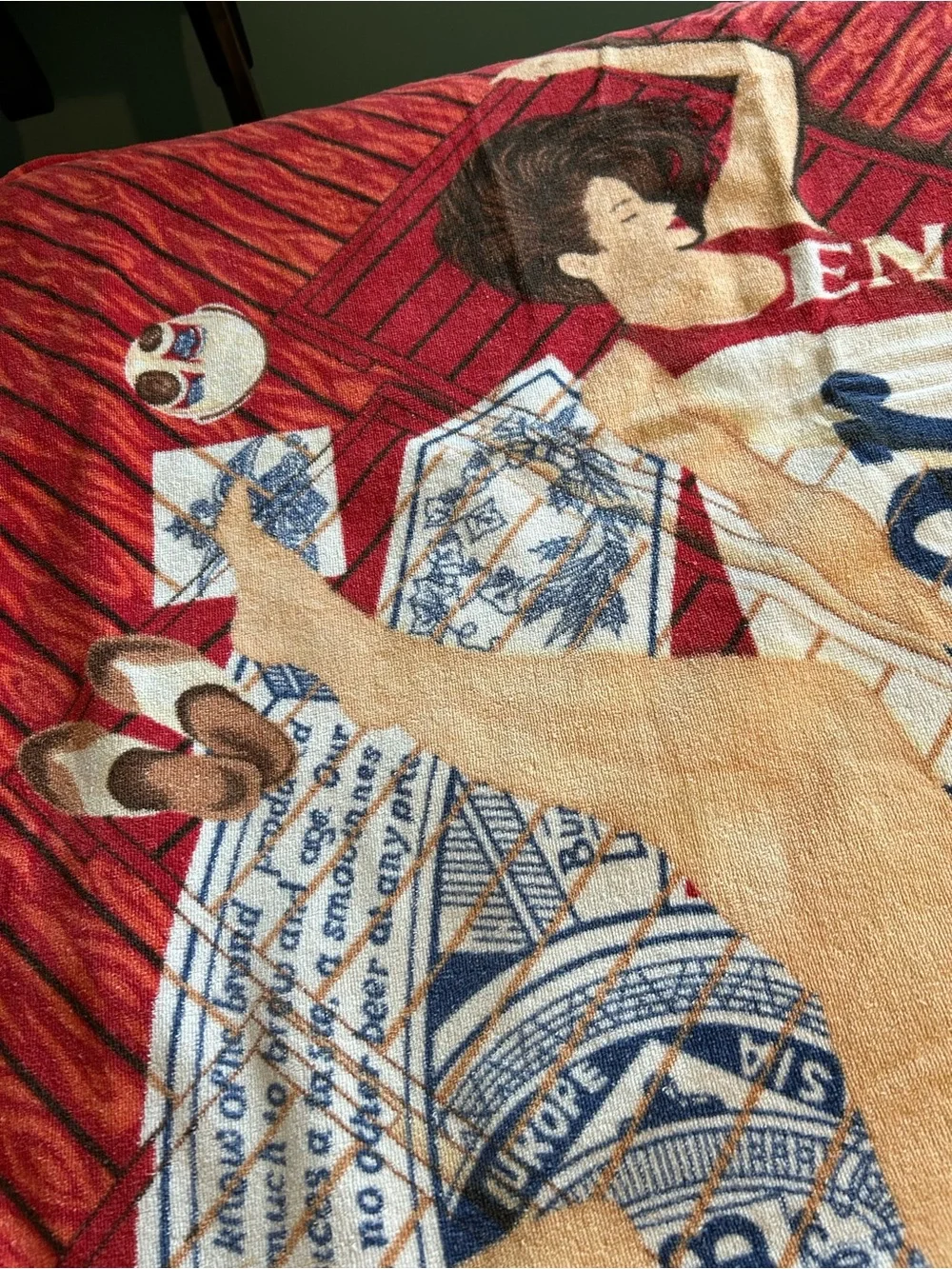 VTG 1980’s Budweiser beach towel featuring a graphic of 